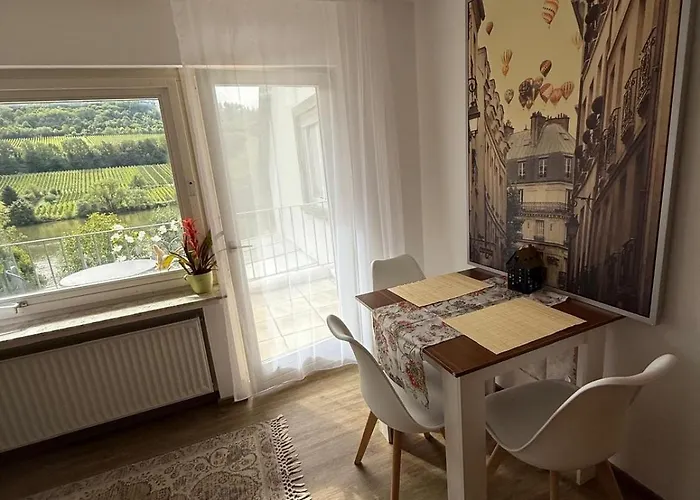 Moselblick - Balkon Und Gemeinschaftsterrasse * Zell an der Mosel